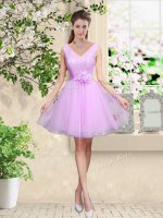 Fine Sleeveless Knee Length Lace and Belt Lace Up Quinceanera Court Dresses with Lilac