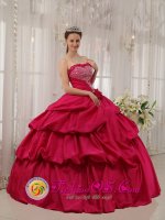 Hato Mayor del Rey Dominican Republic Beautiful Hot Pink Beaded Decorate Bust For Quinceanera Dress With Hand Made Flowers