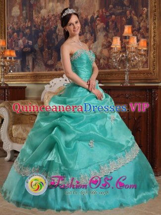 Customize A-line Sweetheart neckline Appliques and Ruch Quinceanera Dresses With Pick-ups In Lochearnhead Central