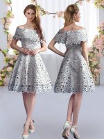 Chic Grey Zipper Off The Shoulder Lace Court Dresses for Sweet 16 Short Sleeves