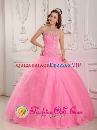 Hamina Finland Rose Pink Sweetheart Appliques Decorate Bodice For Ball Gown Quinceanera Dress - Click Image to Close
