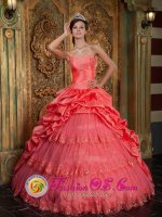 Alabaster Alabama/AL Popular Lace Appliques Decorate Bodice Watermelon Red Sweetheart Quinceanera Dress For Taffeta and Tulle Ball Gown