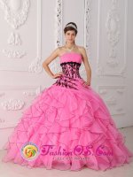 New York Sweet Hot Pink Quinceanera Dress With Appliques and Ruffled Decorate