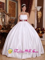 Tiffany & Co Stafford TX White New Beaded Ribbon Elegant Quinceanera Dress[QDZY555y-6BIZ]