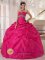 Waukegan Illinois/IL Wholesale Hot Pink Quinceanera Dress With Sweetheart Organza Appliques hand flower decorate Pick-ups