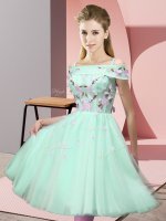 Apple Green Tulle Lace Up Off The Shoulder Short Sleeves Knee Length Damas Dress Appliques