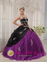 Sumiainen Finland Modest white Appliques Decorate Black and Purple Quinceanera Dress