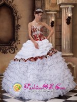 Holyhead Gwynedd Elegent White Ball Gown Sweetheart Floor-length Organza and Leopard Ruffles Quinceanera Dress
