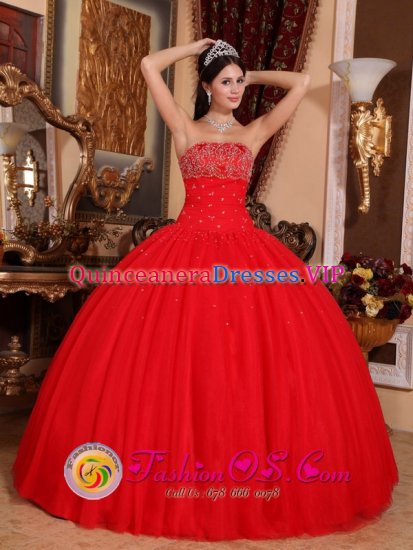 Northiam East Sussex Remarkable Red Strapless Ball Gown Appliques For Romantic Quinceanera Dress With Beadings - Click Image to Close