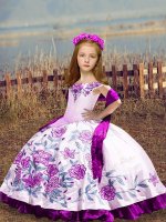 Sleeveless Floor Length Embroidery Lace Up Girls Pageant Dresses with White