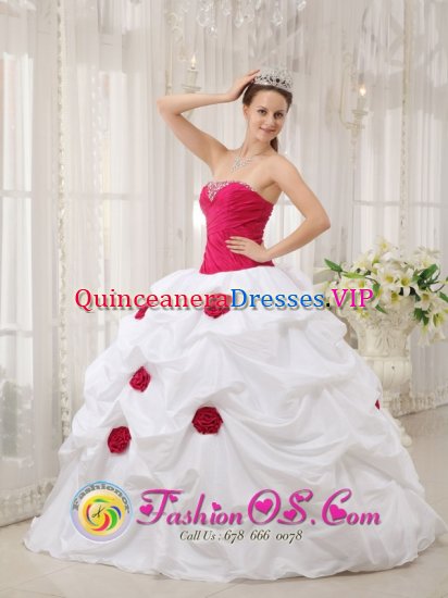 Naantali Finland Hand Made Flowers and Beading Decorate Bodice Sexy White and Hot Pink Quinceanera Dress For Willcox Strapless Taffeta Ball Gown - Click Image to Close