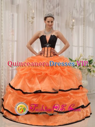 Merthyr Tydfil Mid Glamorgan Pretty Black and orange Quinceanera Dress For Summer Strapless Satin and Organza With Beading Ball Gown