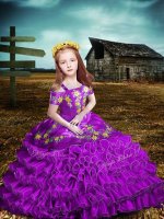 Beautiful Short Sleeves Embroidery and Ruffled Layers Lace Up Little Girl Pageant Gowns