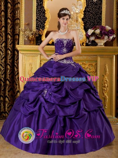 Purple Beautiful Strapless Quinceanera Dress In Tulsa Oklahoma/OK With Beaded Bodice and Pick-ups Custom Made - Click Image to Close