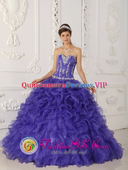 Tolima colombia Rufflers and Appliques Decorate Sweetheart Bodice For Quinceanera Dress With Purple - Click Image to Close