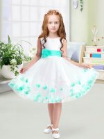 New Arrival Sleeveless Tulle Knee Length Zipper Little Girls Pageant Gowns in White with Appliques and Belt