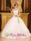 Basildon Essex Discount White Sweet Fifteen Dress Strapless Organza Appliques with Bow Decorate Bodice Ball Gown