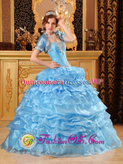 LaVergne Tennessee/TN Lovely Aqua Blue Quinceanera Dress For Sweetheart Gowns With Jacket Appliques Decorate Bodice Layered Pick-ups Skirt - Click Image to Close
