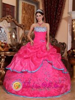 Gorgeous Ruffled Hot Pink Quinceanera Dress For Cadillac Michigan/MI Sweetheart Organza With Beading Ball Gown