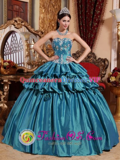 Sweetheart Pick-ups and Appliques Turquoise Luxurious Quinceanera Dresses In Destin FL - Click Image to Close