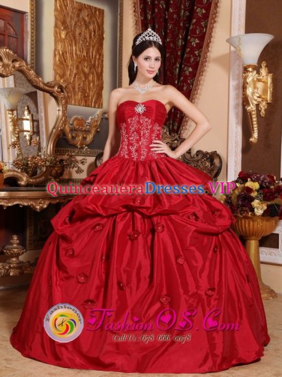 Crosby Merseyside Gorgeous Wine Red Pick-ups Appliques Quinceanera Dress With Beaded Decorate - Click Image to Close