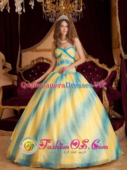 The Woodlands Texas/TX Low price Quinceanera Dress Ombre Color Sweetheart Beading Decorate Bust Organza Ball Gown - Click Image to Close