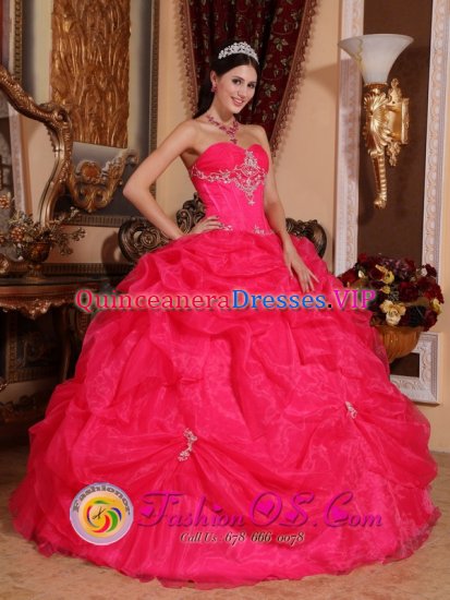 Lovely Custom Made Hot Pink SweetheartQuinceanera Gowns With Appliques and Pick-ups For Sweet 16 In Colebrook New hampshire/NH - Click Image to Close