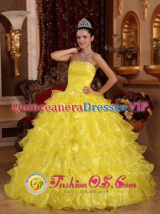 Metapan Salvador Yellow Ruffles Layered Ruches Bodice Amazing Quinceanera Dress In New York