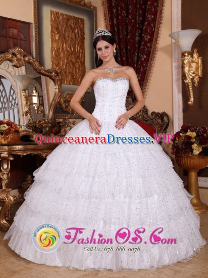 Beaded Decorate Strapless Taffeta and Tulle With Many tiers White Quinceanera Dress In Nome Alaska/AK - Click Image to Close