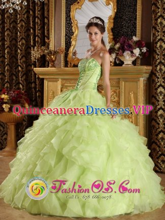 Low Crosby Cumbria Yellow Green Organza Ruffle Layers Quinceanera Dress With Applique decorate Strapless Bodice