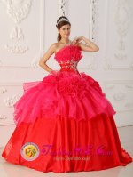 Beautiful Red Strapless Appliques Decorate Waist For Quinceanera Dress In Clear Lake Iowa/IA(SKU QDZY325-HBZI)