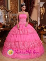 Harleston East Anglia Stylish Rose Pink Ruffles Layered Sweet 16 Ball Gown Dresse With Strapless Organza Lace Appliques
