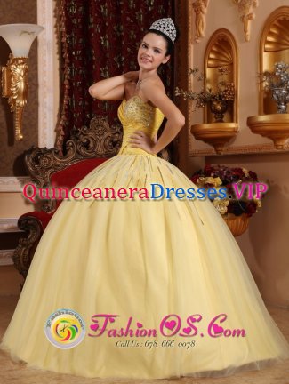 Light Yellow Beaded Decorate Sweetheart Floor-length Tulle Quinceanera Dresses In Tokai South Africa