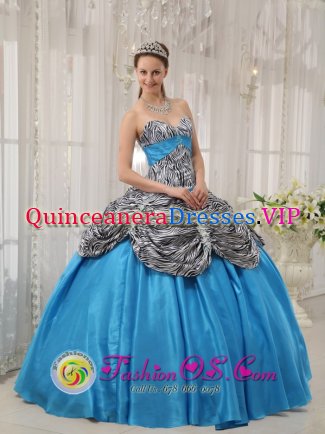 Tornesch Germany Cheap Aqua Blue Zebra Ruffles Sweet 16 Dress With Sweetheart Taffeta ball gown