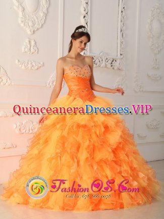 Romans-sur-Isere France Fashionable Orange Red Beading and Ruch Bodice Quinceanera Dress For Formal Evening Sweetheart Organza Ball Gown