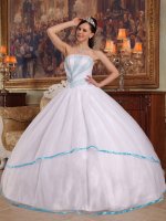 Exquisite Beading Gorgeous White For Quinceanera Dress Strapless Organza Ball Gown In Jefferson Iowa/IA