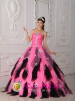 Navarra Spain Ruched Bodice Beautiful Pink and Black Princess Quinceanera Dress