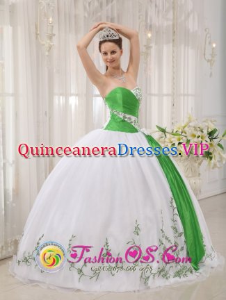 The Super Hot White and green Sweetheart Neckline Quinceanera Dress With Embroidery Decorate In Selkirk Borders