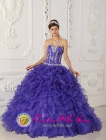 Rufflers and Appliques Decorate Sweetheart Bodice For Rogue River Oregon/OR Quinceanera Dress With Purple