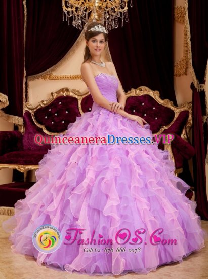 Springfield Vermont/VT Beading Inexpensive Ruffles Lavender Quinceanera Dress For Sweetheart Organza Ball Gown - Click Image to Close