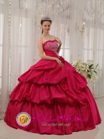 Valentine Nebraska/NE Beautiful Hot Pink Beaded Decorate Bust For Quinceanera Dress With Hand Made Flowers