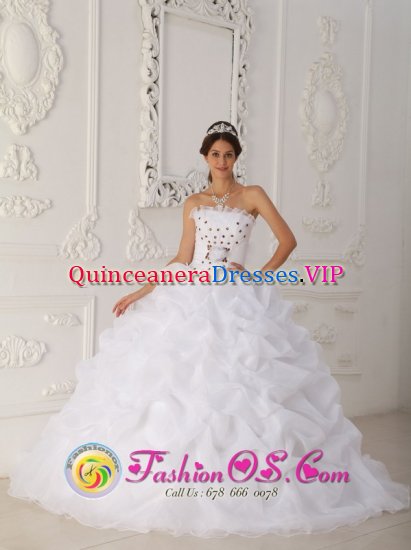 Flekkefjord Norway Cheap White Hand Made Flowers Quinceanera Dress With Strapless Court Train gold Beading and Ball Gown - Click Image to Close