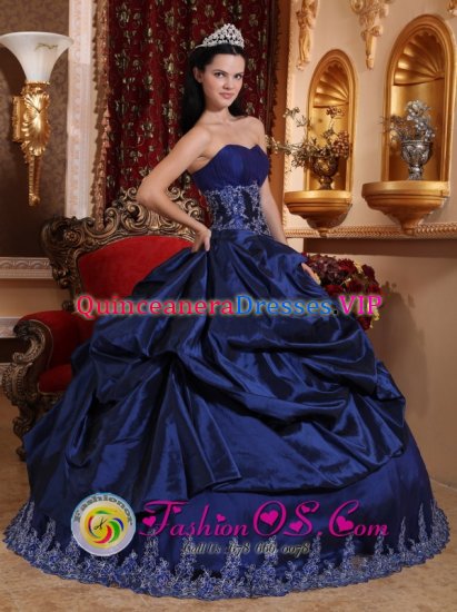 Royal Blue New For Salvaleon de Higuey Dominican Republic Quinceanera Dress Sweetheart Floor-length Taffeta Appliques Ball Gown - Click Image to Close