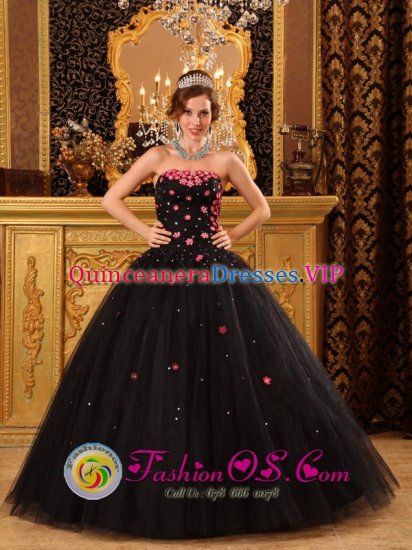 Enkoping Sweden Tiny Flowers Decorate Popular Black Quinceanera Dress For Strapless Tulle Ball Gown - Click Image to Close
