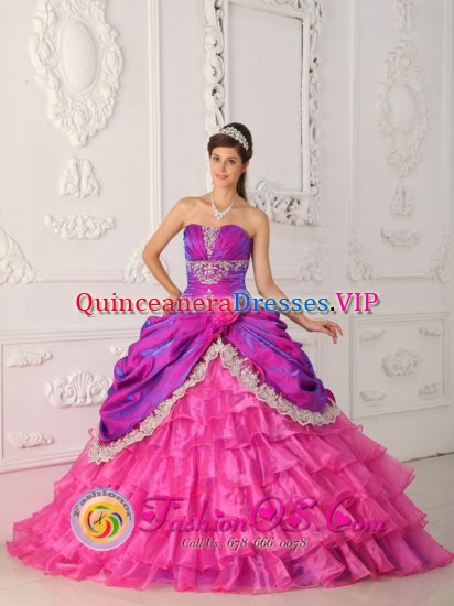 King of Prussia Pennsylvania/PA Hot Pink Ruffles Layered Quinceanera Dress With Appliques and Lace - Click Image to Close