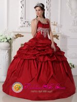 Jacksonville Florida/FL Scoop Taffeta Beaded Decorate Clearance Wine Red Quinceanera Dress
