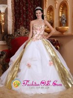 Strapless Port Adelaide SA White and Pink Beading and Appliques Quinceanera Gowns With Hand Made Flowers Organza