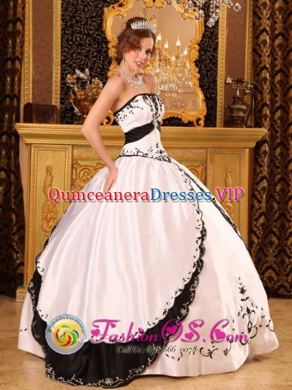 Winsford Cheshire Floral Embroidery On Satin Classical White and Black Quinceanera Dress Strapless Ball Gown - Click Image to Close