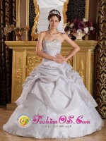 Winner South Dakota/SD Beading Inexpensive Style Quinceanera Dress For Grey Organza Sweetheart Ball Gown