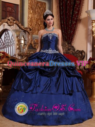 Nagua Dominican Republic Navy Blue Pick-ups Appliques and Embroidery Gorgeous Quinceanera Dress Custom Made